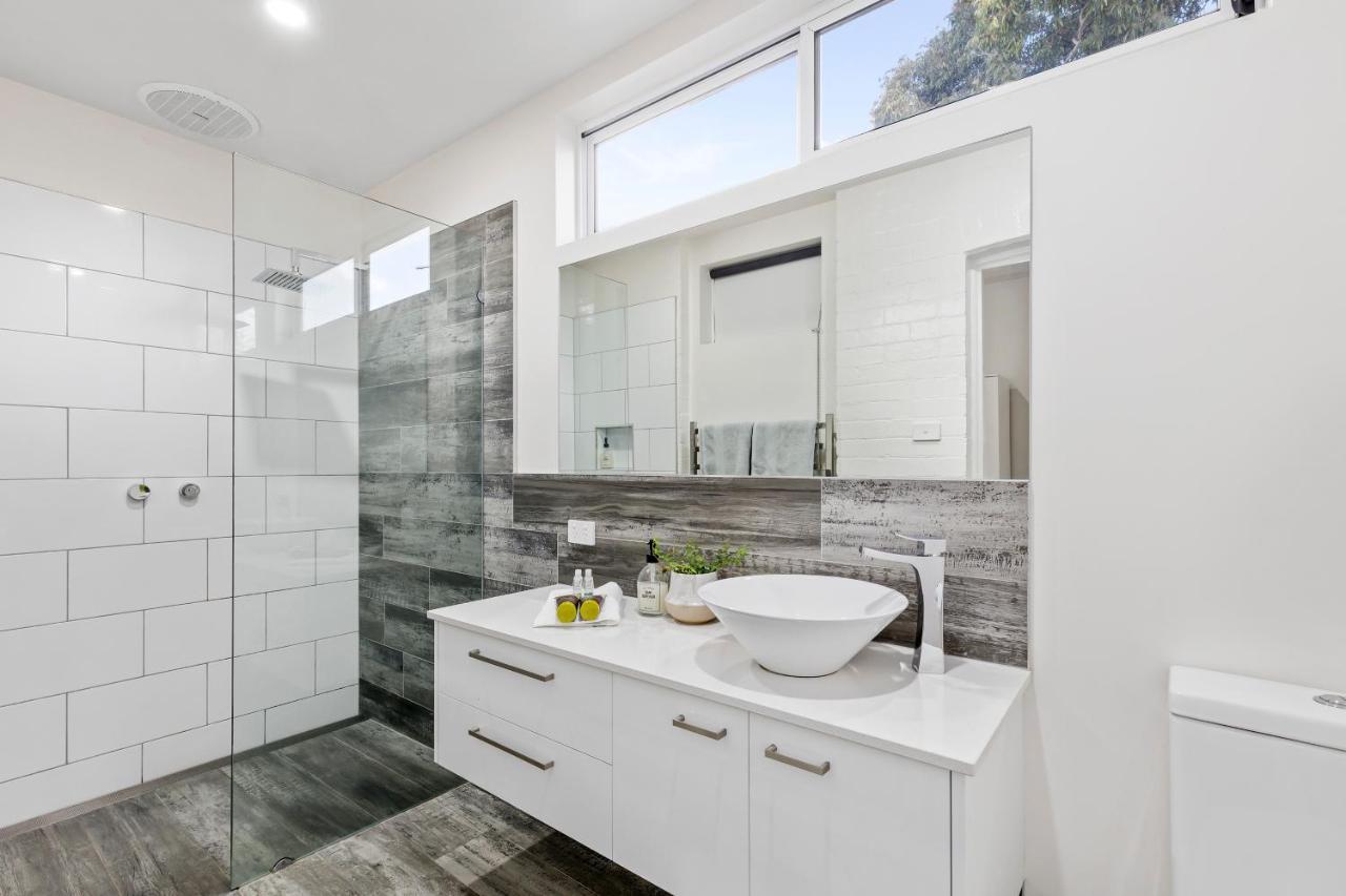 Boutique Heritage Studios On Ryrie Geelong Cbd Opposite Hospital Екстериор снимка